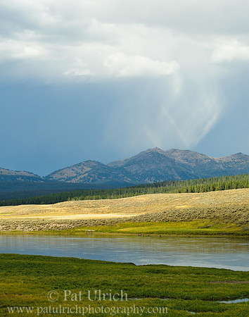 Rainfall over the mountains (vertical)